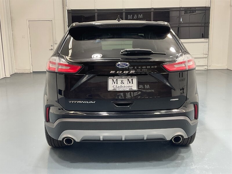 2022 Ford Edge Titanium AWD /Heated & Cooled Seats /Pano Sunroof  / B&O SOUND SYSTEM/ Navigation & Backup Camera / Adaptive Cruise - Photo 6 - Gladstone, OR 97027