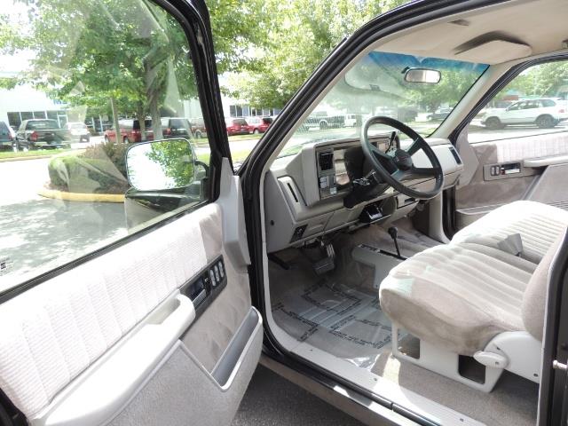 1993 Chevrolet K2500 Silverado 2dr K2500 Silverado   - Photo 15 - Portland, OR 97217