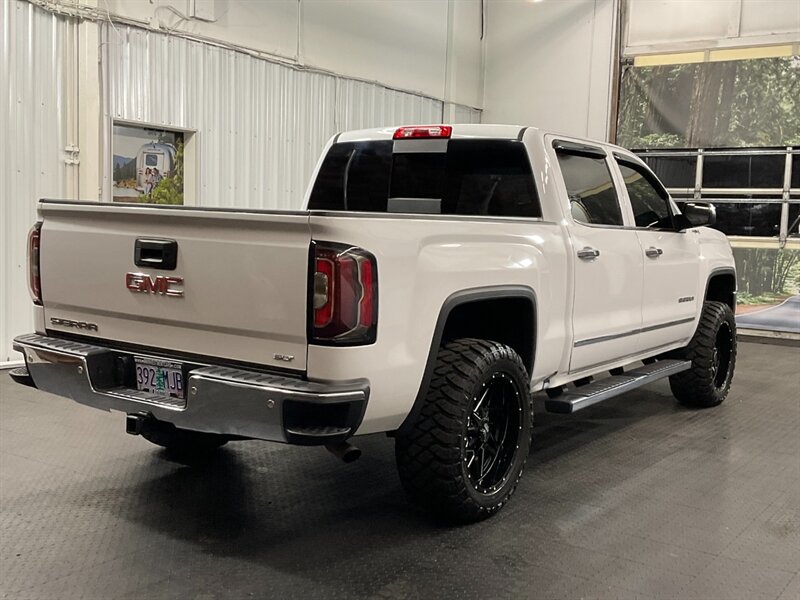 2018 GMC Sierra 1500 SLT Crew Cab 4X4 / L   - Photo 7 - Gladstone, OR 97027