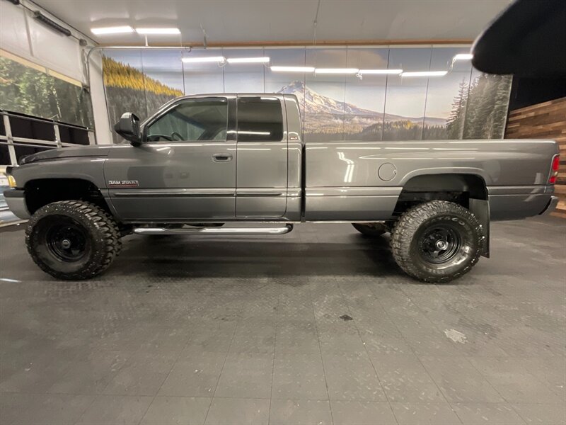 2002 Dodge Ram 2500 Laramie Quad Cab 4X4 / 5.9L CUMMINS DIESEL / LIFT  LIFTED w/ BRAND NEW WHEELS & TIRES / 1-OWNER / 120,000 MILES - Photo 3 - Gladstone, OR 97027