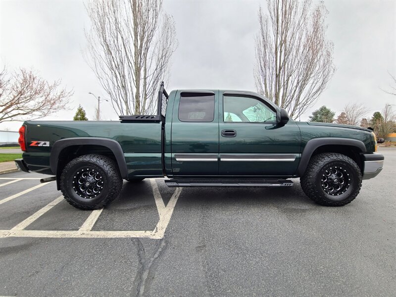 2004 Chevrolet Silverado 1500 4X4 / 4-DOOR / FUELS / BF GOODRICH / EXCELLENT  / HEADACHE RACK / TOOL BOX / VERY SHARP & CLEAN !! - Photo 4 - Portland, OR 97217