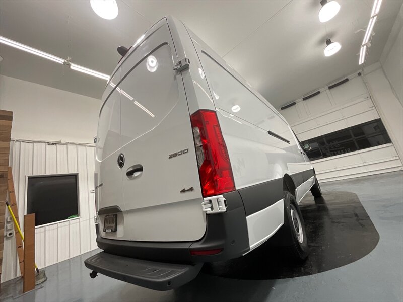 2022 Mercedes-Benz Sprinter 2500 CARGO VAN 4X4 /V6 DIESEL / HIGHROOF 170 " WB  / ONLY 168 MILES - Photo 47 - Gladstone, OR 97027