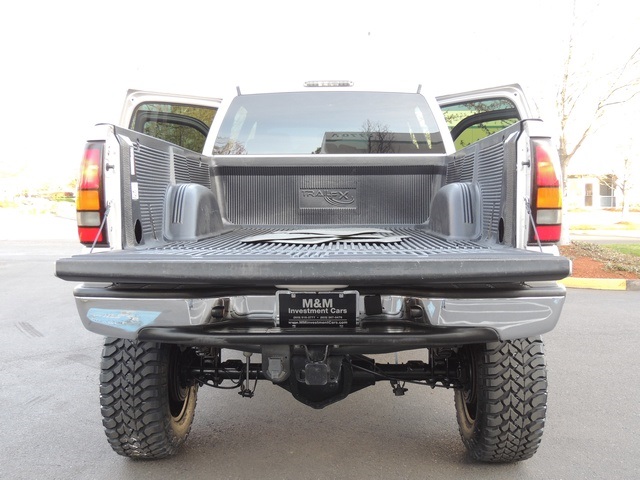 2005 GMC Sierra 2500 SLT/ 4X4 / DURAMAX DIESEL / LIFTED LIFTED   - Photo 28 - Portland, OR 97217