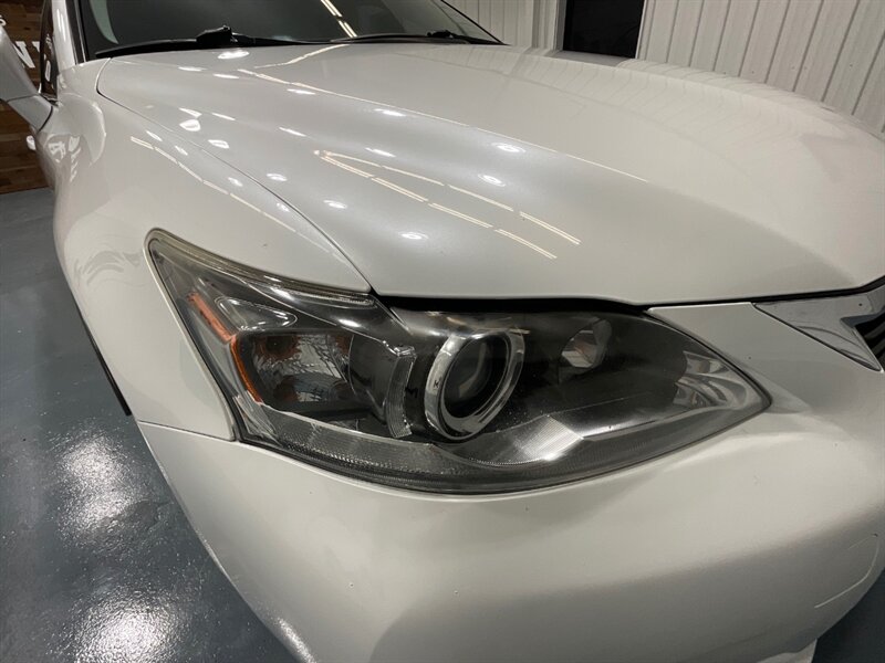 2013 Lexus CT 200h Hatchback Hybrid /Leather Heated seats /Backup Cam / Great service history at Lexus of portland - Photo 27 - Gladstone, OR 97027