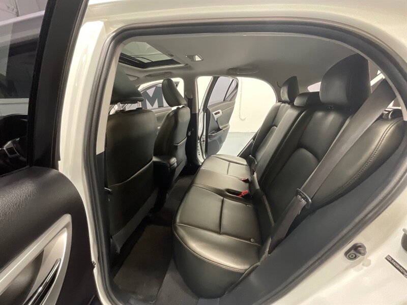 2013 Lexus CT 200h Hatchback Hybrid /Leather Heated seats /Backup Cam / Great service history at Lexus of portland - Photo 10 - Gladstone, OR 97027