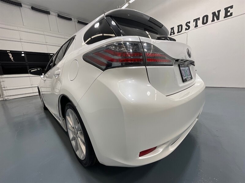 2013 Lexus CT 200h Hatchback Hybrid /Leather Heated seats /Backup Cam / Great service history at Lexus of portland - Photo 50 - Gladstone, OR 97027