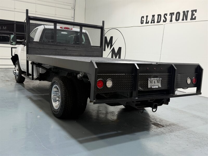 2013 GMC Sierra 3500 3500HD SLE 4X4 / 6.6L DURAMAX DIESEL /DUALLY /FLAT BED /REGULAR CAB / LOCAL w. ZERO RUST - Photo 8 - Gladstone, OR 97027