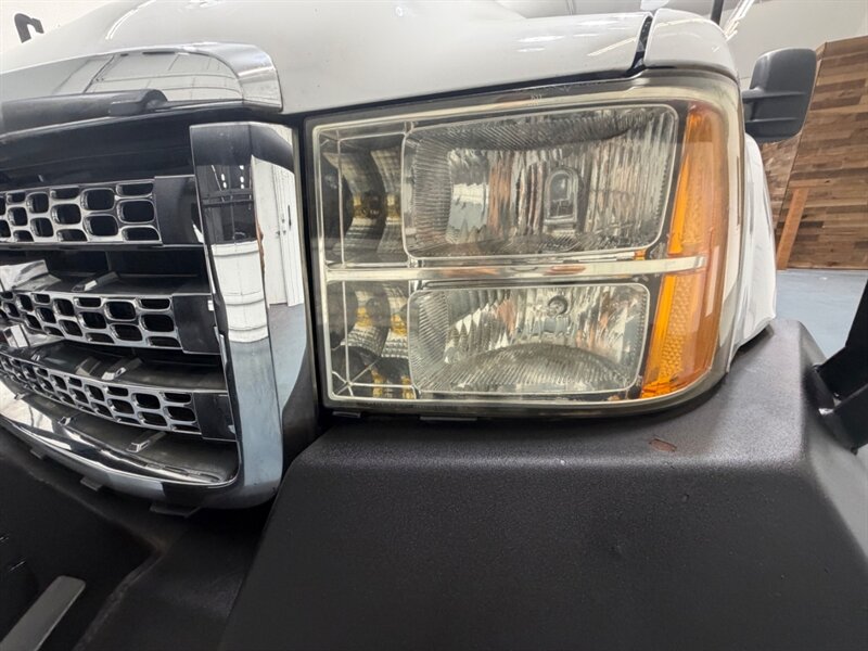 2013 GMC Sierra 3500 3500HD SLE 4X4 / 6.6L DURAMAX DIESEL /DUALLY /FLAT BED /REGULAR CAB / LOCAL w. ZERO RUST - Photo 26 - Gladstone, OR 97027