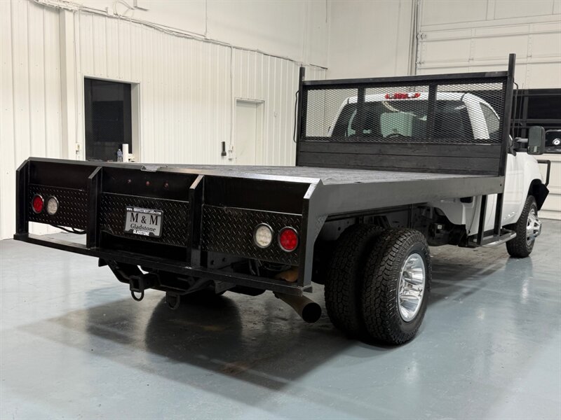 2013 GMC Sierra 3500 3500HD SLE 4X4 / 6.6L DURAMAX DIESEL /DUALLY /FLAT BED /REGULAR CAB / LOCAL w. ZERO RUST - Photo 7 - Gladstone, OR 97027