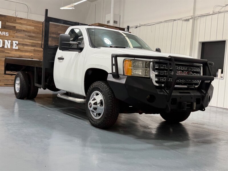 2013 GMC Sierra 3500 3500HD SLE 4X4 / 6.6L DURAMAX DIESEL /DUALLY /FLAT BED /REGULAR CAB / LOCAL w. ZERO RUST - Photo 52 - Gladstone, OR 97027