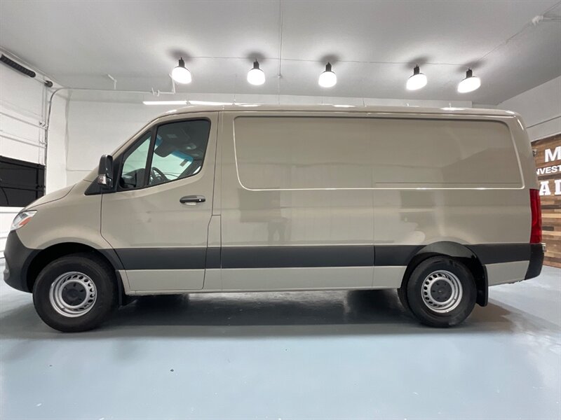 2023 Mercedes-Benz Sprinter 1500 Cargo Van /2.0L 4Cyl Turbo GAS / 5,000 MILES  / 1-OWNER / Backup Camera / - Photo 3 - Gladstone, OR 97027