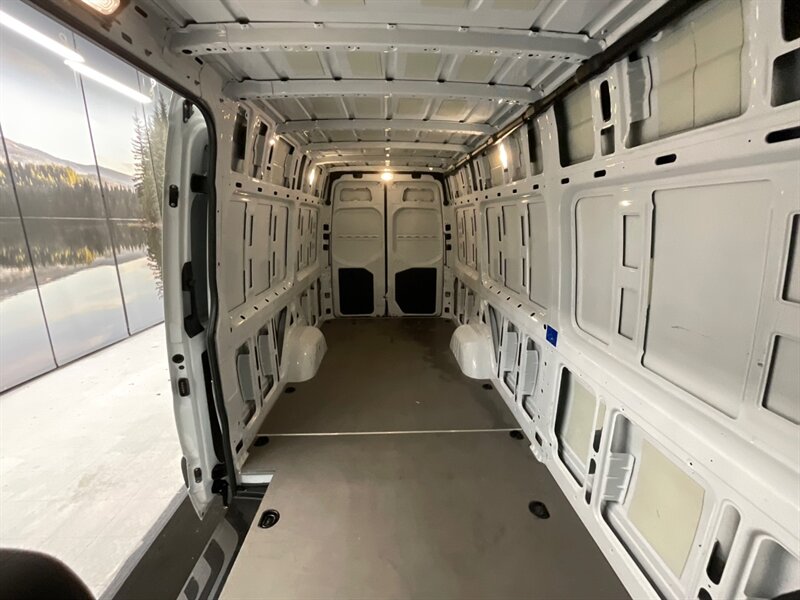 2021 Mercedes-Benz Sprinter 2500 CARGO VAN / HIGHROOF EXTENDED / 13K MILES  / Backup Camera / 13K Miles - Photo 11 - Gladstone, OR 97027