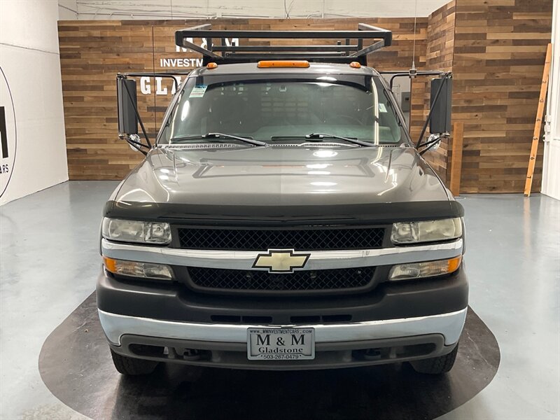 2002 Chevrolet Silverado 3500 LS  /FLAT BED - Photo 6 - Gladstone, OR 97027