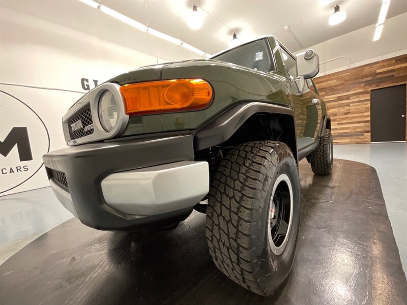 2013 Toyota FJ Cruiser TRD OFF RD 4X4 / V6 / CRAWL CONTROL / RUST FREE  / Backup Camera - Photo 57 - Gladstone, OR 97027