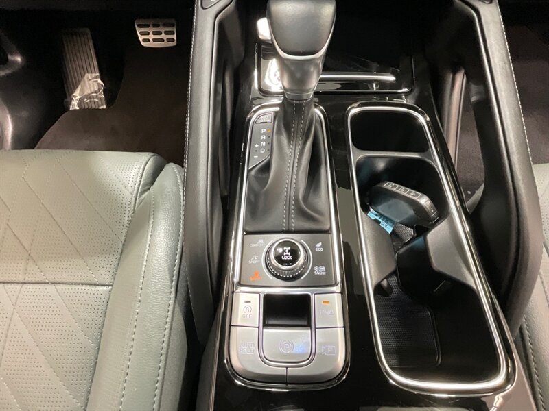 2024 Kia Telluride SX X-Line / AWD / 1-OWNER / LOCAL / ONLY 14K MILES  / SUNROOF / LEATHER HEATED SEATS  / BACKUP CAM - Photo 49 - Gladstone, OR 97027