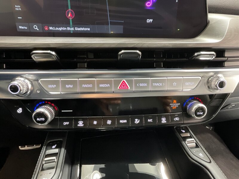 2024 Kia Telluride SX X-Line / AWD / 1-OWNER / LOCAL / ONLY 14K MILES  / SUNROOF / LEATHER HEATED SEATS  / BACKUP CAM - Photo 21 - Gladstone, OR 97027