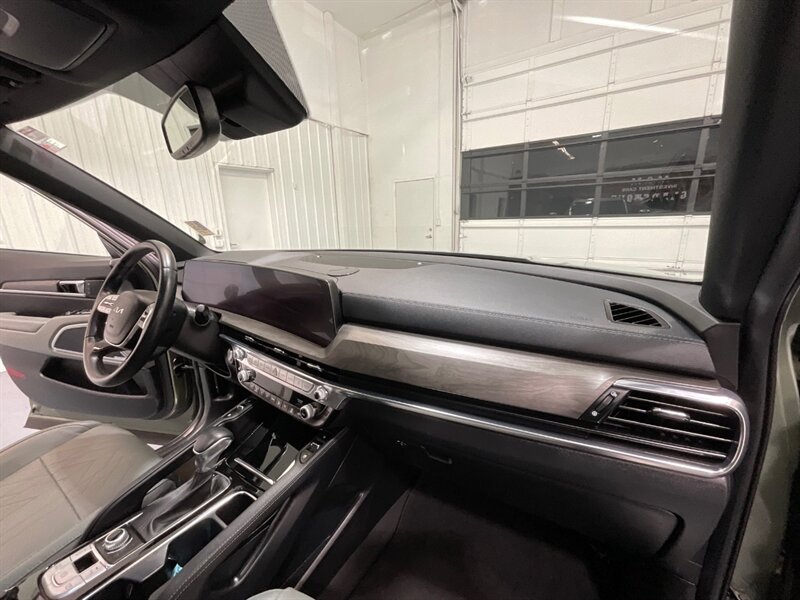 2024 Kia Telluride SX X-Line / AWD / 1-OWNER / LOCAL / ONLY 14K MILES  / SUNROOF / LEATHER HEATED SEATS  / BACKUP CAM - Photo 45 - Gladstone, OR 97027