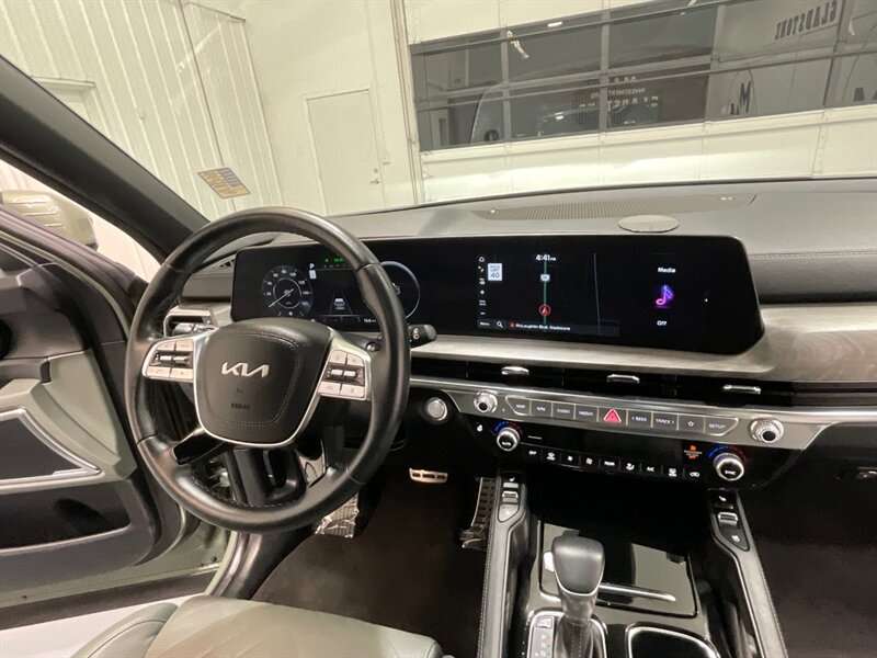 2024 Kia Telluride SX X-Line / AWD / 1-OWNER / LOCAL / ONLY 14K MILES  / SUNROOF / LEATHER HEATED SEATS  / BACKUP CAM - Photo 18 - Gladstone, OR 97027