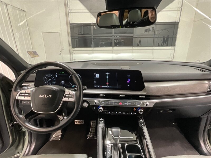 2024 Kia Telluride SX X-Line / AWD / 1-OWNER / LOCAL / ONLY 14K MILES  / SUNROOF / LEATHER HEATED SEATS  / BACKUP CAM - Photo 17 - Gladstone, OR 97027