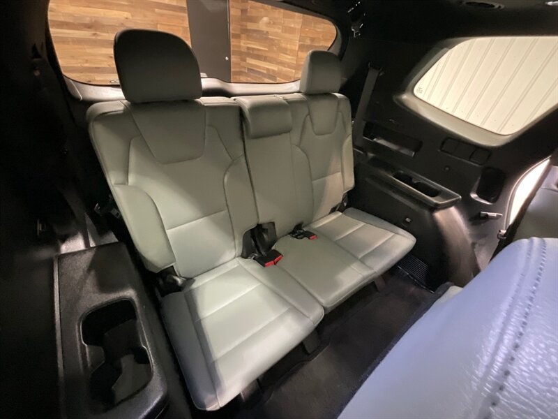 2024 Kia Telluride SX X-Line / AWD / 1-OWNER / LOCAL / ONLY 14K MILES  / SUNROOF / LEATHER HEATED SEATS  / BACKUP CAM - Photo 35 - Gladstone, OR 97027