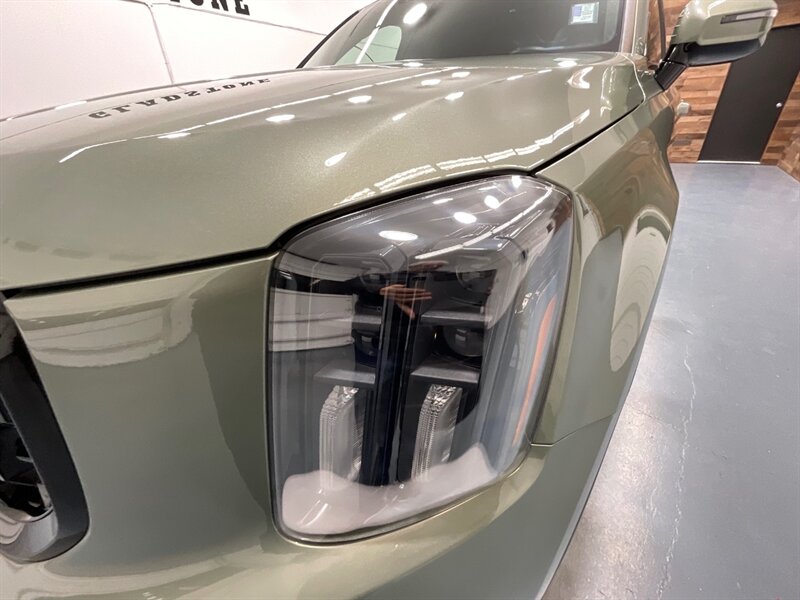 2024 Kia Telluride SX X-Line / AWD / 1-OWNER / LOCAL / ONLY 14K MILES  / SUNROOF / LEATHER HEATED SEATS  / BACKUP CAM - Photo 29 - Gladstone, OR 97027