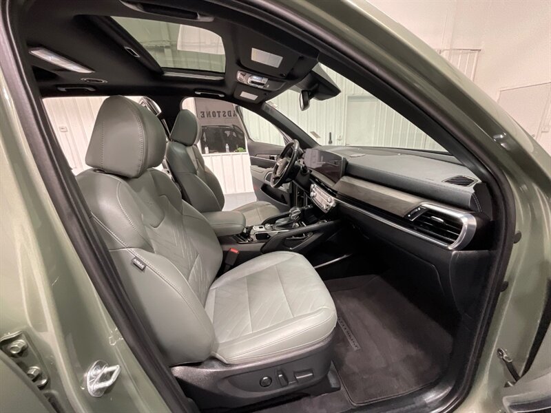 2024 Kia Telluride SX X-Line / AWD / 1-OWNER / LOCAL / ONLY 14K MILES  / SUNROOF / LEATHER HEATED SEATS  / BACKUP CAM - Photo 13 - Gladstone, OR 97027
