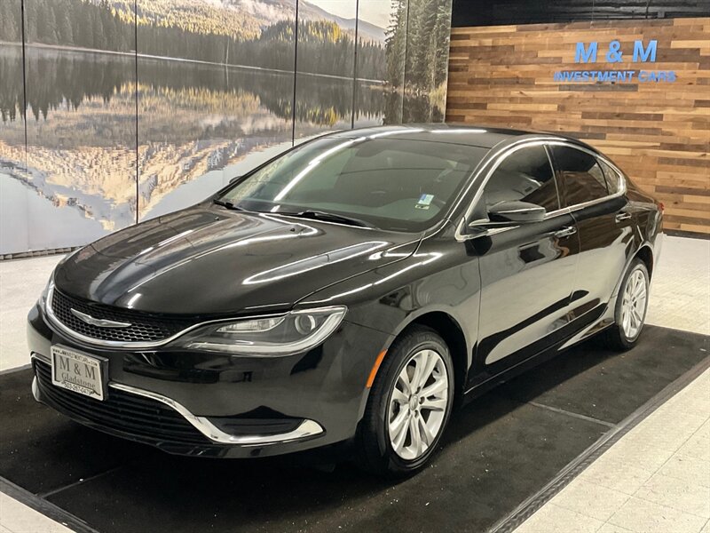 2016 Chrysler 200 Series Limited Sedan / 2.4-Liter I4 PZEV M-Air Engine  / Backup Camera / TOUGH SCREEN / Sharp & Clean !! - Photo 1 - Gladstone, OR 97027