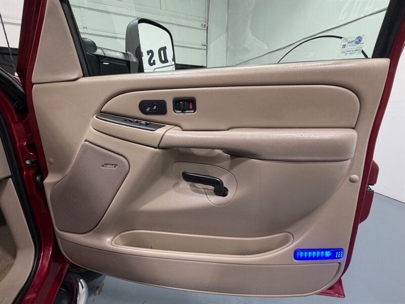 2006 Chevrolet Silverado 2500 LT CREW CAB 4x4 / 6.0L / LEATHER / SUNROOF / 119K / LOCAL TRUCK - Photo 34 - Gladstone, OR 97027