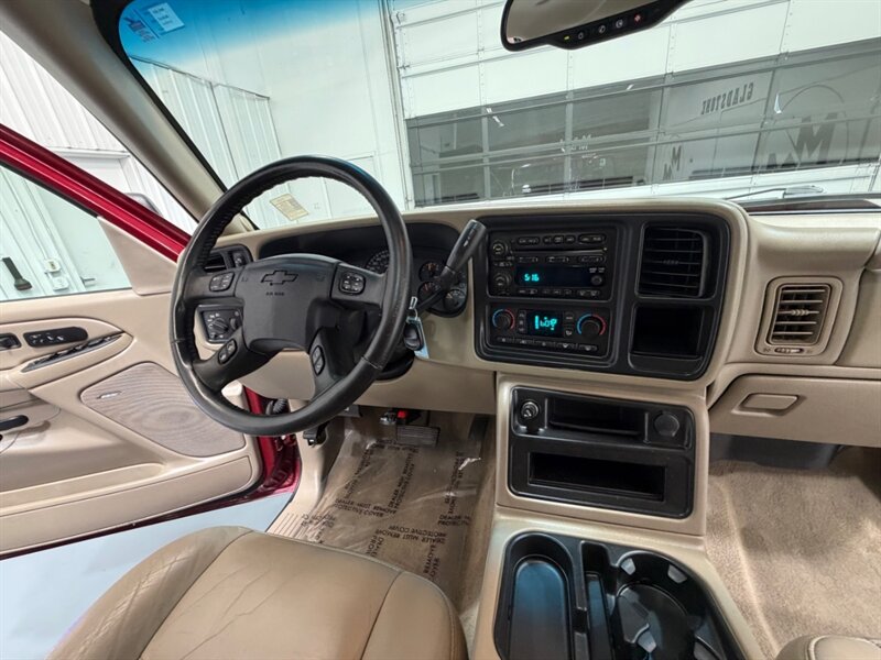 2006 Chevrolet Silverado 2500 LT CREW CAB 4x4 / 6.0L / LEATHER / SUNROOF / 119K / LOCAL TRUCK - Photo 37 - Gladstone, OR 97027