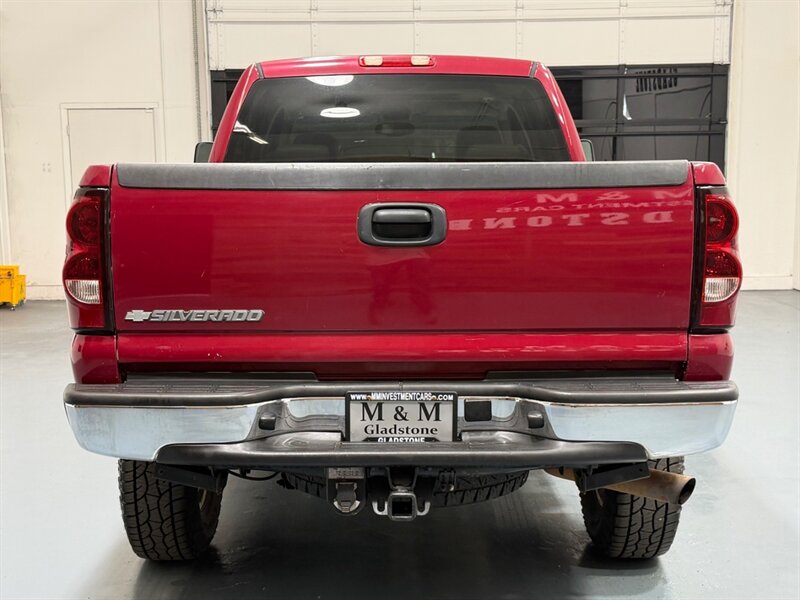 2006 Chevrolet Silverado 2500 LT CREW CAB 4x4 / 6.0L / LEATHER / SUNROOF / 119K / LOCAL TRUCK - Photo 8 - Gladstone, OR 97027