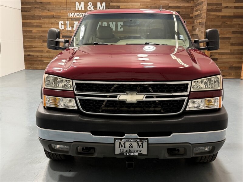 2006 Chevrolet Silverado 2500 LT CREW CAB 4x4 / 6.0L / LEATHER / SUNROOF / 119K / LOCAL TRUCK - Photo 7 - Gladstone, OR 97027