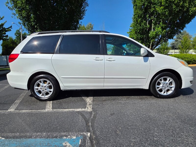 2004 Toyota Sienna XLE V6 7-PASSENGER LEATHER SUNROOF FULLY SERVICED DVD PLAYER LOW MILES - Photo 4 - Portland, OR 97217
