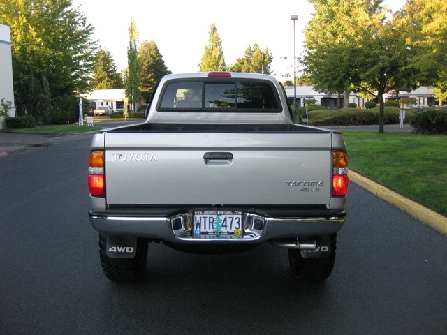 2003 Toyota Tacoma V6 / 4WD / TRD SPORT PKG/ 5-Spd Manual   - Photo 4 - Portland, OR 97217