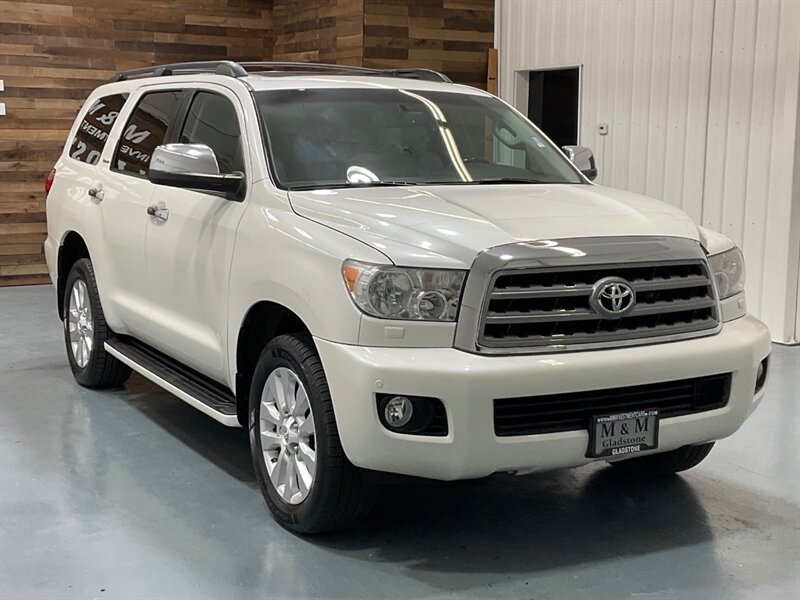 2013 Toyota Sequoia Platinum 4X4 / 5.7L V8 / DVD / NEW TIRES  / Leather w. Heated & Cooled Seats /Captain Chairs / Heated Rear seats / Navigation & Backup Camera / ZERO RUST - Photo 2 - Gladstone, OR 97027