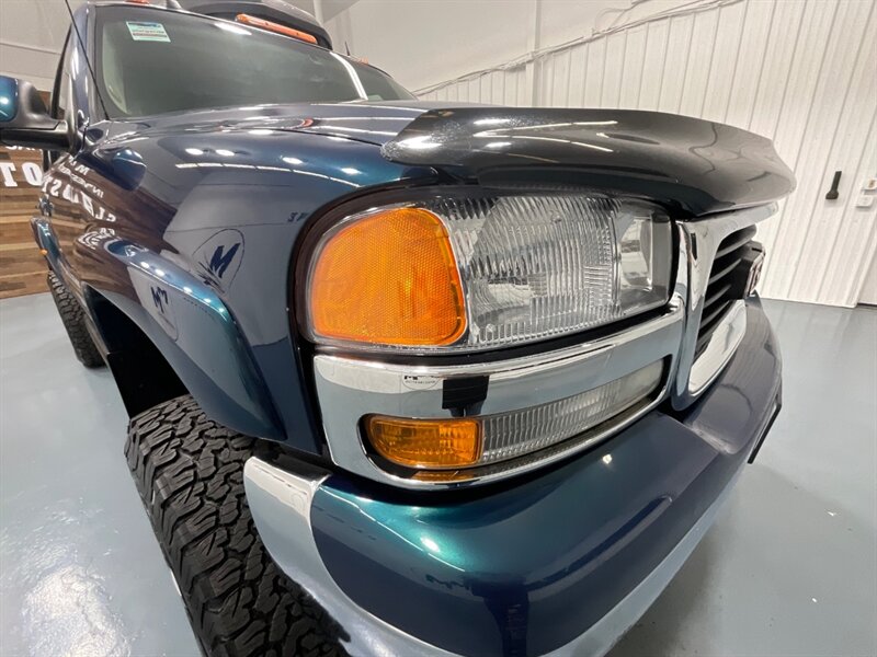 2005 GMC Yukon XL 2500 SLT 4X4 / 6.0L V8 / Leather / QUADRASTEER  / 3/4 TON / ZERO RUST /LIFTED - Photo 29 - Gladstone, OR 97027