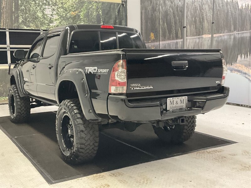 2015 Toyota Tacoma V6 TRD SPORT 4X4 / 6-INC LIFT w. NEW TIRES  / RUST FREE / LOCAL TRUCK / Navigation & Camera / GRILL GUARD / SHARP!! - Photo 7 - Gladstone, OR 97027