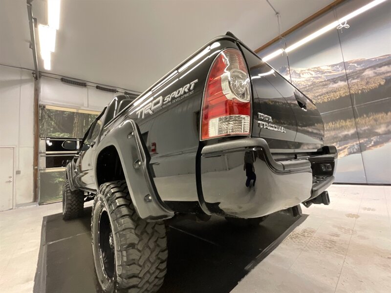 2015 Toyota Tacoma V6 TRD SPORT 4X4 / 6-INC LIFT w. NEW TIRES  / RUST FREE / LOCAL TRUCK / Navigation & Camera / GRILL GUARD / SHARP!! - Photo 10 - Gladstone, OR 97027