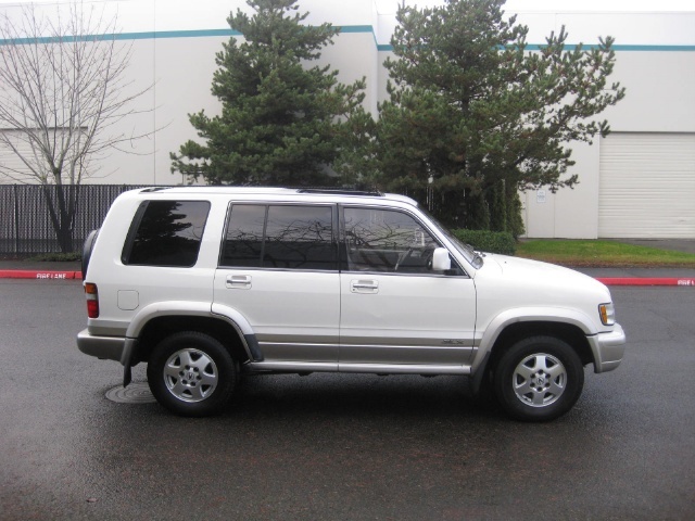 1998 Acura SLX   - Photo 7 - Portland, OR 97217