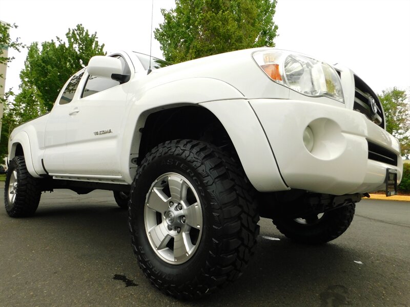 2006 Toyota Tacoma V6 SPORT 4x4 / TRD / 6-SPEED / LB / LIFTED LIFTED   - Photo 7 - Portland, OR 97217