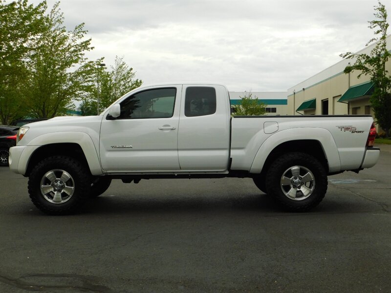 2006 Toyota Tacoma V6 SPORT 4x4 / TRD / 6-SPEED / LB / LIFTED LIFTED   - Photo 3 - Portland, OR 97217