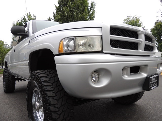 2002 Dodge Ram 2500 SLT Sport / 4X4 / 5.9L DIESEL / LIFTED LIFTED   - Photo 9 - Portland, OR 97217