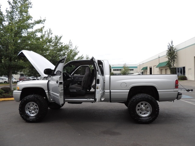 2002 Dodge Ram 2500 SLT Sport / 4X4 / 5.9L DIESEL / LIFTED LIFTED   - Photo 26 - Portland, OR 97217