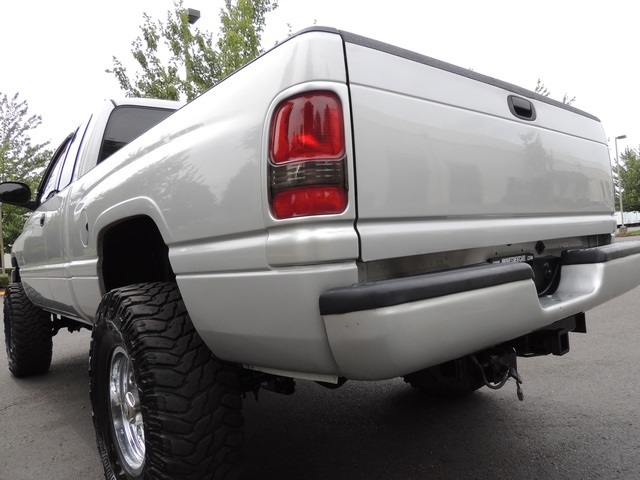 2002 Dodge Ram 2500 SLT Sport / 4X4 / 5.9L DIESEL / LIFTED LIFTED   - Photo 11 - Portland, OR 97217