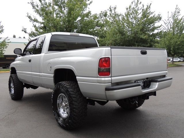 2002 Dodge Ram 2500 SLT Sport / 4X4 / 5.9L DIESEL / LIFTED LIFTED   - Photo 7 - Portland, OR 97217