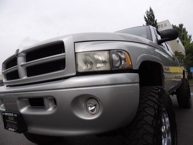 2002 Dodge Ram 2500 SLT Sport / 4X4 / 5.9L DIESEL / LIFTED LIFTED   - Photo 10 - Portland, OR 97217