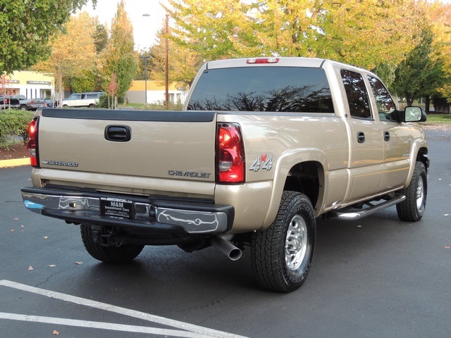 2004 Chevrolet Silverado 2500 LT / 4X4 / 6.6L DIESEL / Leather / DVD / 1-OWNER   - Photo 8 - Portland, OR 97217