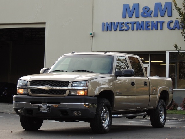 2004 Chevrolet Silverado 2500 LT / 4X4 / 6.6L DIESEL / Leather / DVD / 1-OWNER   - Photo 48 - Portland, OR 97217