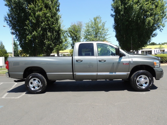 2007 Dodge Ram 3500 Laramie / 4X4 / 6.7L Cummins Diesel / 1-OWNER   - Photo 4 - Portland, OR 97217