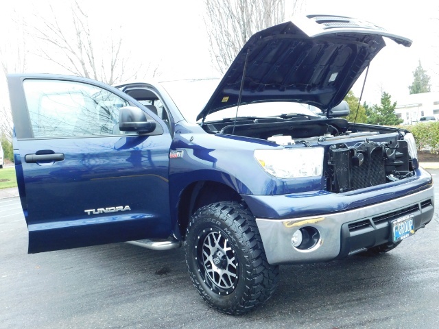 2010 Toyota Tundra Double Cab / 4WD / 5.7L / TRD OFF ROAD  Package   - Photo 25 - Portland, OR 97217