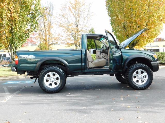 2001 Toyota Tacoma 4X4 / 5 Speed Manual / NEW LIFT / NEW TRIES   - Photo 22 - Portland, OR 97217